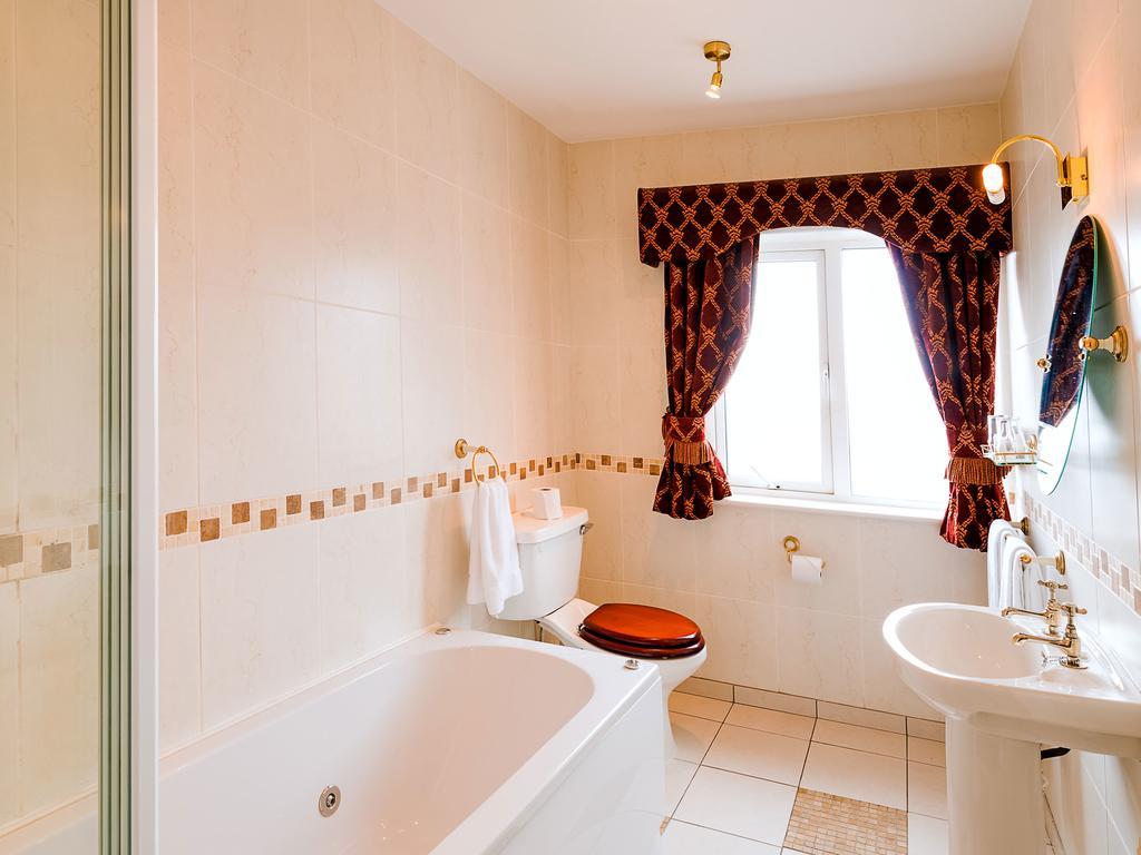Bellbridge House Hotel Milltown Malbay Esterno foto