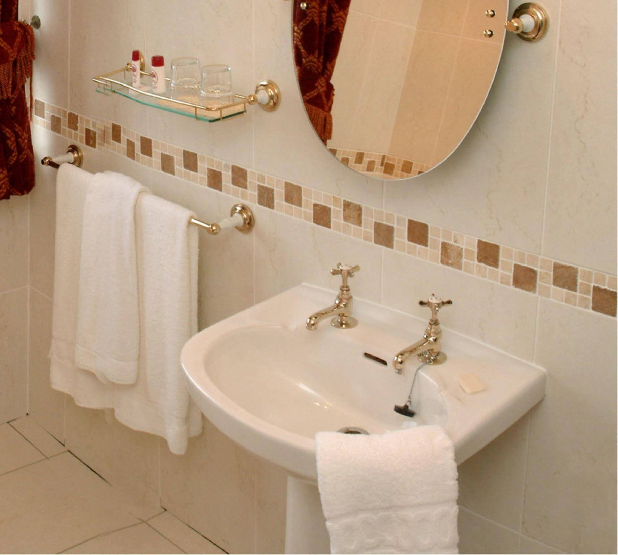 Bellbridge House Hotel Milltown Malbay Esterno foto